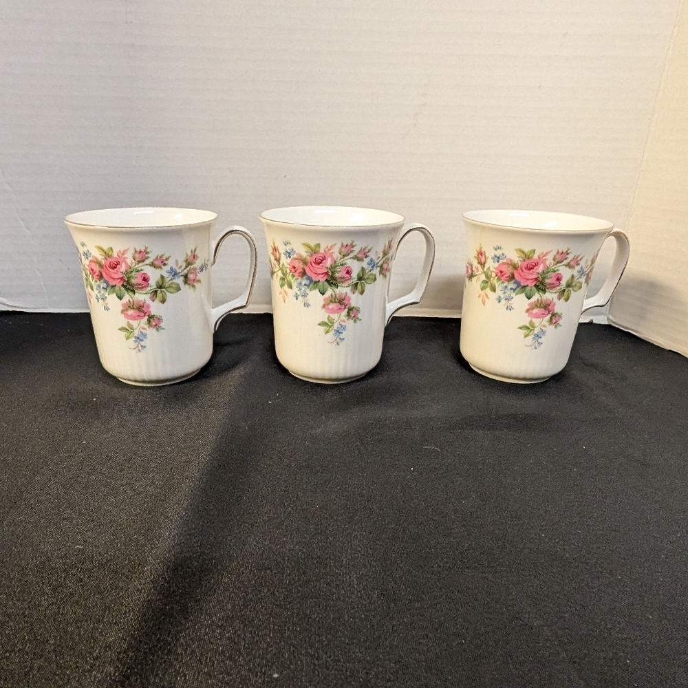 Royal Albert Moss Rose Bone China England Coffee Tea Mugs Cups set, lot of 3 - Picture 13 of 16